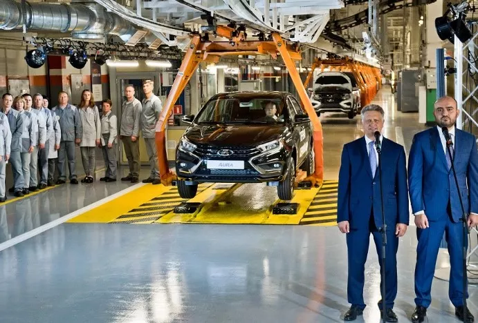 В РОССИИ СТАРТОВАЛО ПРОИЗВОДСТВО LADA AURA